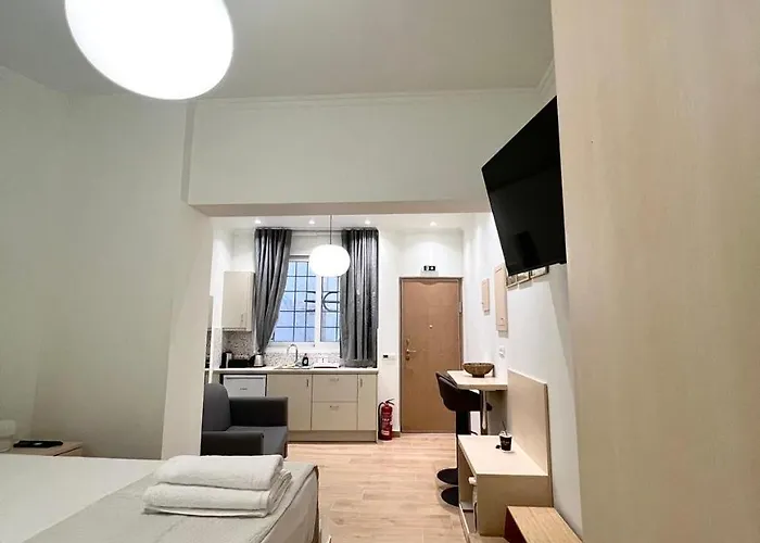 Hermes Central Suite